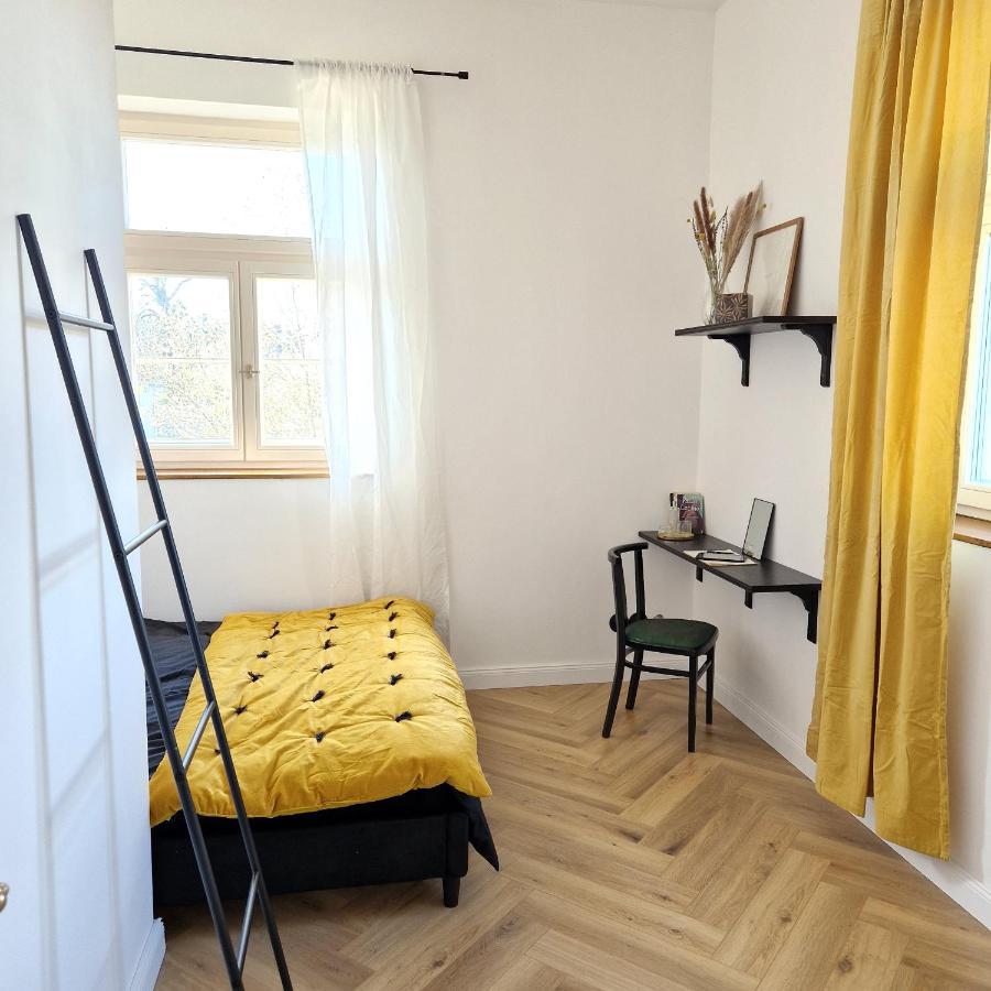 Villa Follemira Cz - Kitchen - Garden - Bike Storage Pencin エクステリア 写真