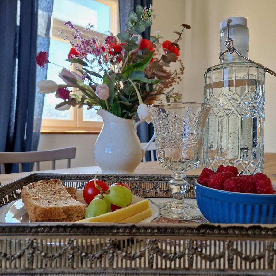 Villa Follemira Cz - Kitchen - Garden - Bike Storage Pencin エクステリア 写真